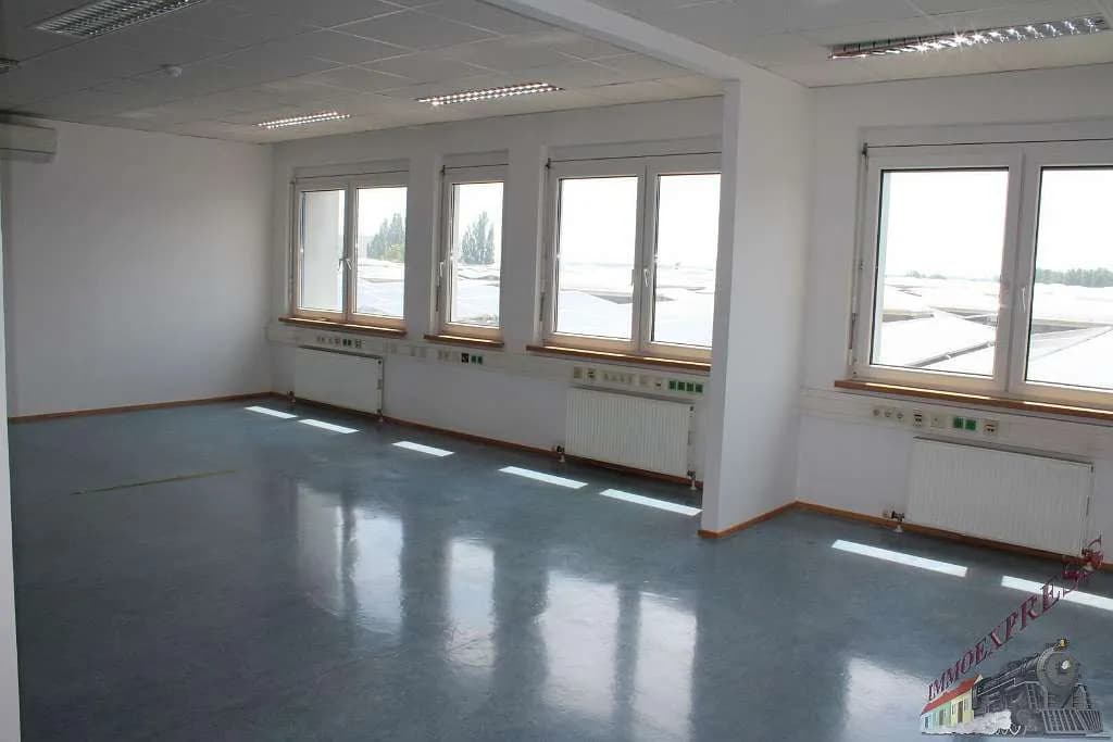 2-Zimmer-Gewerbeimmobilie mieten in Sankt Pölten – 130 m², € 1.300 – Bild 9 von 19