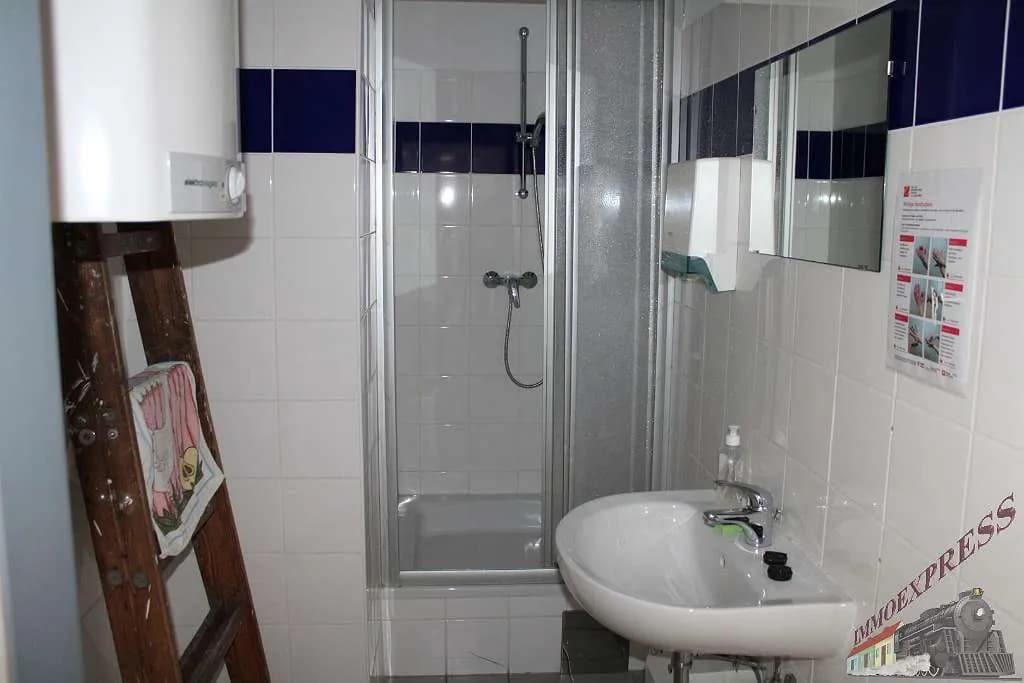 2-Zimmer-Gewerbeimmobilie mieten in Sankt Pölten – 130 m², € 1.300 – Bild 18 von 19