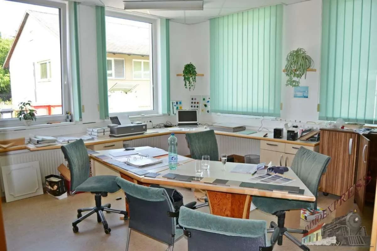 5-Zimmer-Gewerbeimmobilie mieten in Bruck an der Leitha – 168 m², € 1.502 – Bild 2 von 7