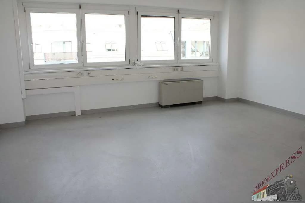 Gewerbeimmobilie mieten in Mödling – 270 m², € 2.835