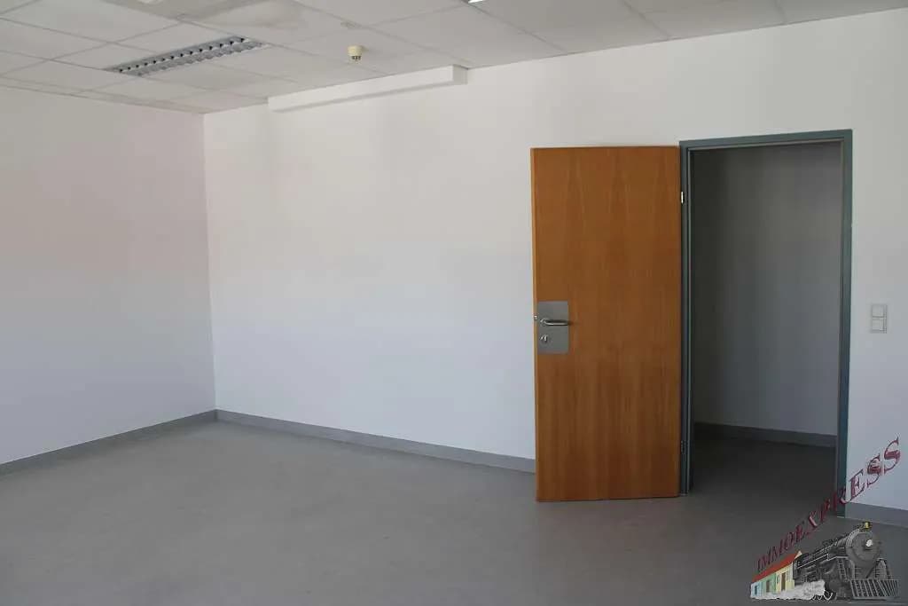 Gewerbeimmobilie mieten in Mödling – 270 m², € 2.835 – Bild 7 von 18