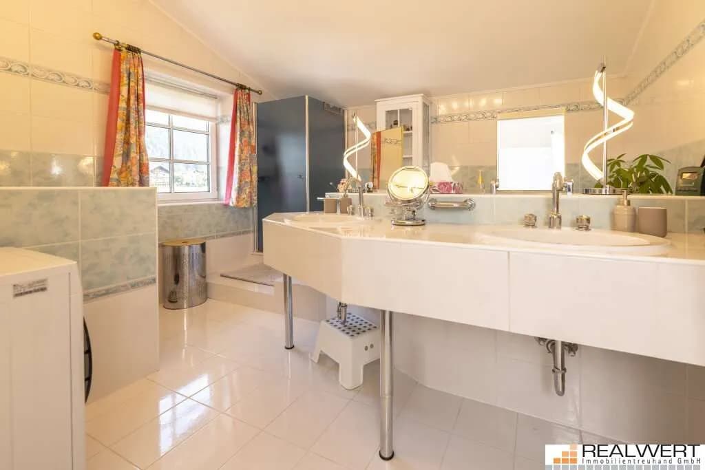 7-Zimmer-Gewerbeimmobilie kaufen in Hallein – 225 m², € 1.500.000 – Bild 10 von 15
