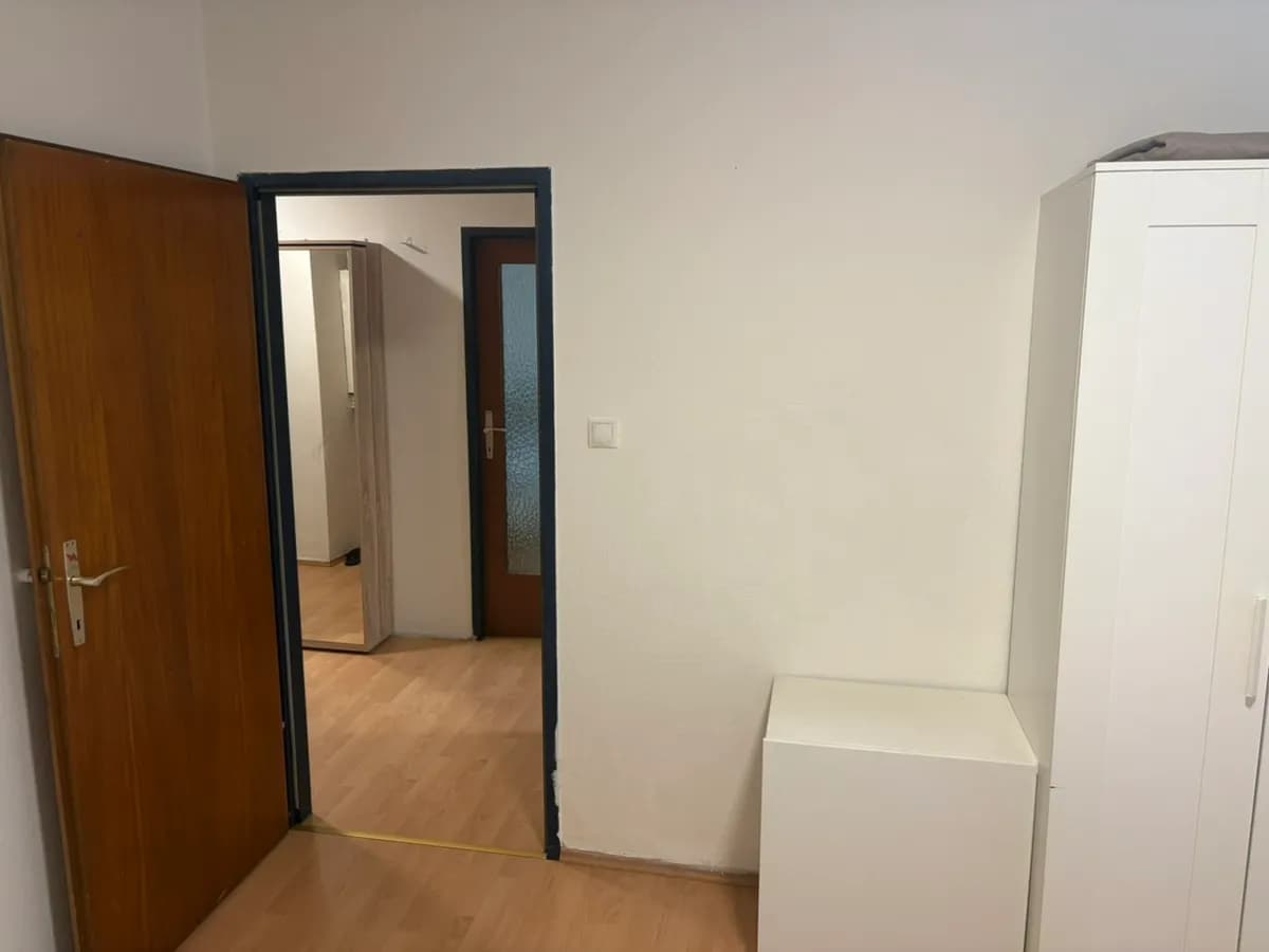 1-Zimmer-Wohnung mieten in Wien – 12 m², € 400 – Bild 3 von 11