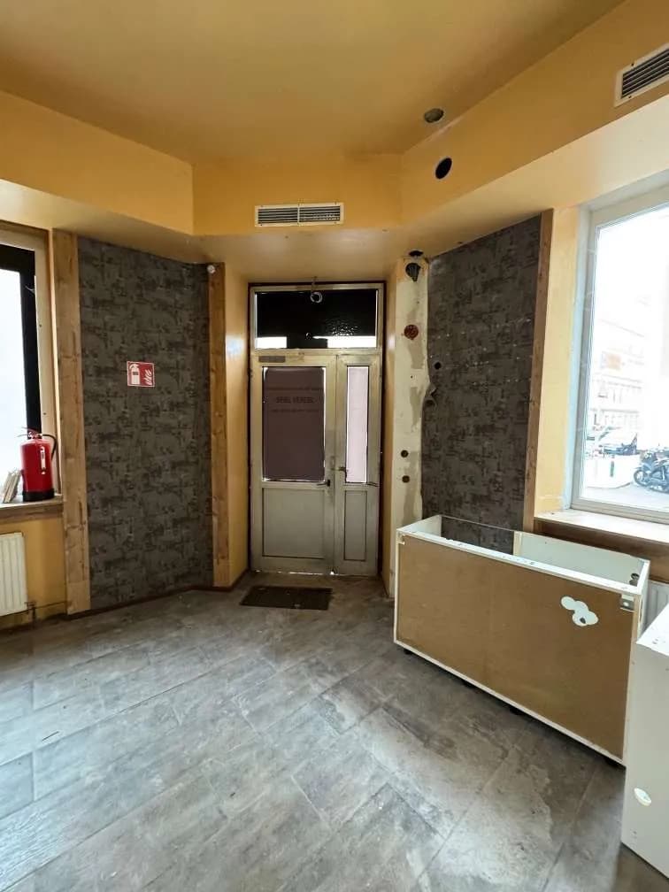 8-Zimmer-Gewerbeimmobilie mieten in Wien – 245 m², € 1.100 – Bild 4 von 48