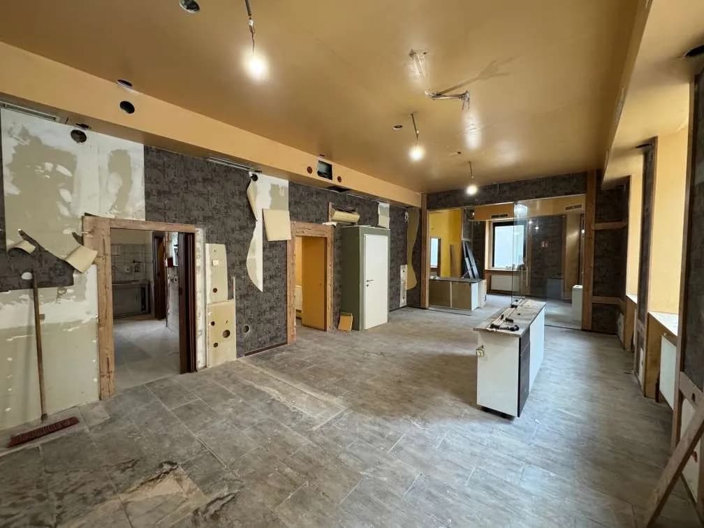 8-Zimmer-Gewerbeimmobilie mieten in Wien – 245 m², € 1.100 – Bild 7 von 48