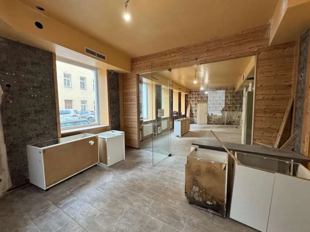 8-Zimmer-Gewerbeimmobilie mieten in Wien – 245 m², € 1.100 – Bild 8 von 48