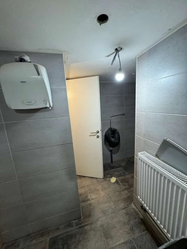 8-Zimmer-Gewerbeimmobilie mieten in Wien – 245 m², € 1.100 – Bild 27 von 48