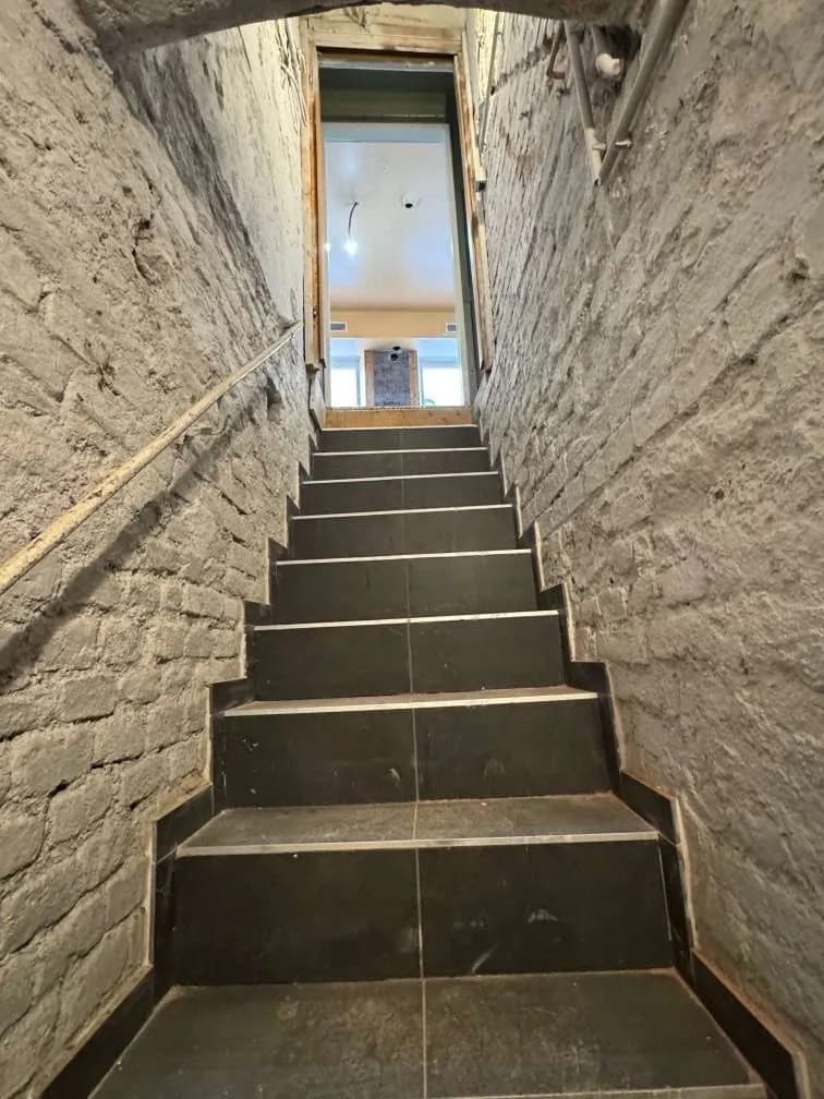 8-Zimmer-Gewerbeimmobilie mieten in Wien – 245 m², € 1.100 – Bild 30 von 48