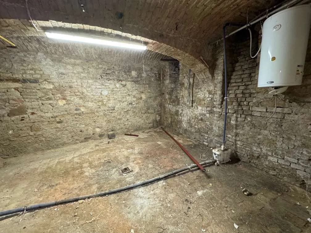 8-Zimmer-Gewerbeimmobilie mieten in Wien – 245 m², € 1.100 – Bild 39 von 48