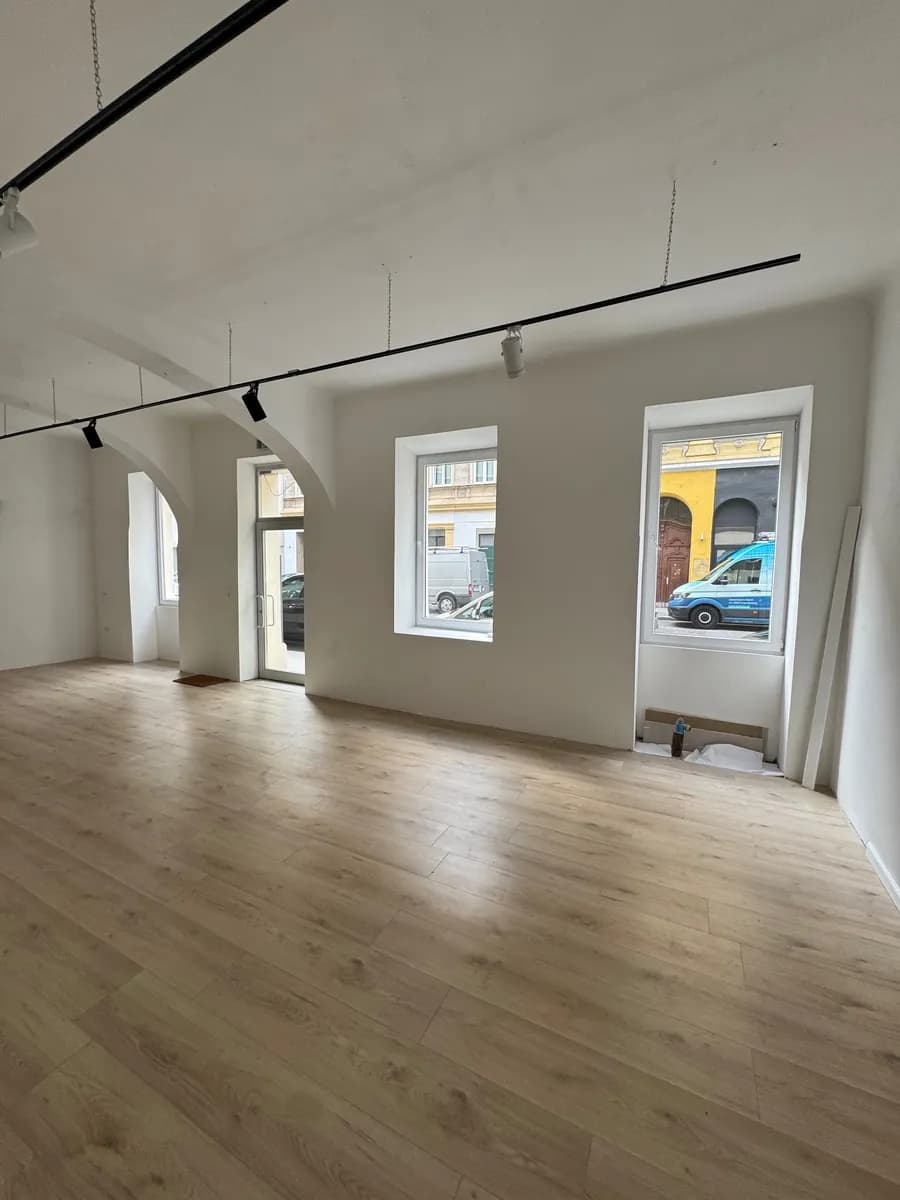 3-Zimmer-Gewerbeimmobilie mieten in Wien – 101 m², € 1.400