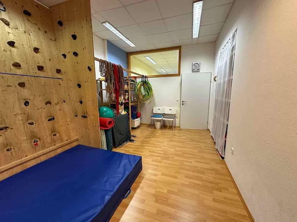 3-Zimmer-Gewerbeimmobilie mieten in Graz-Umgebung – 94 m², € 690 – Bild 28 von 29