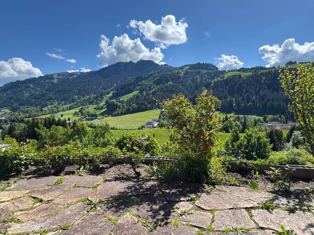 12-Zimmer-Haus mieten in Kitzbühel – 430 m², € 8.100 – Bild 3 von 12