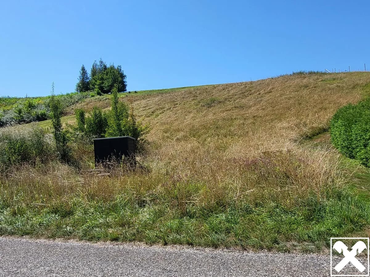 Grundstück kaufen in Braunau am Inn – 1 444 m², € 149.500