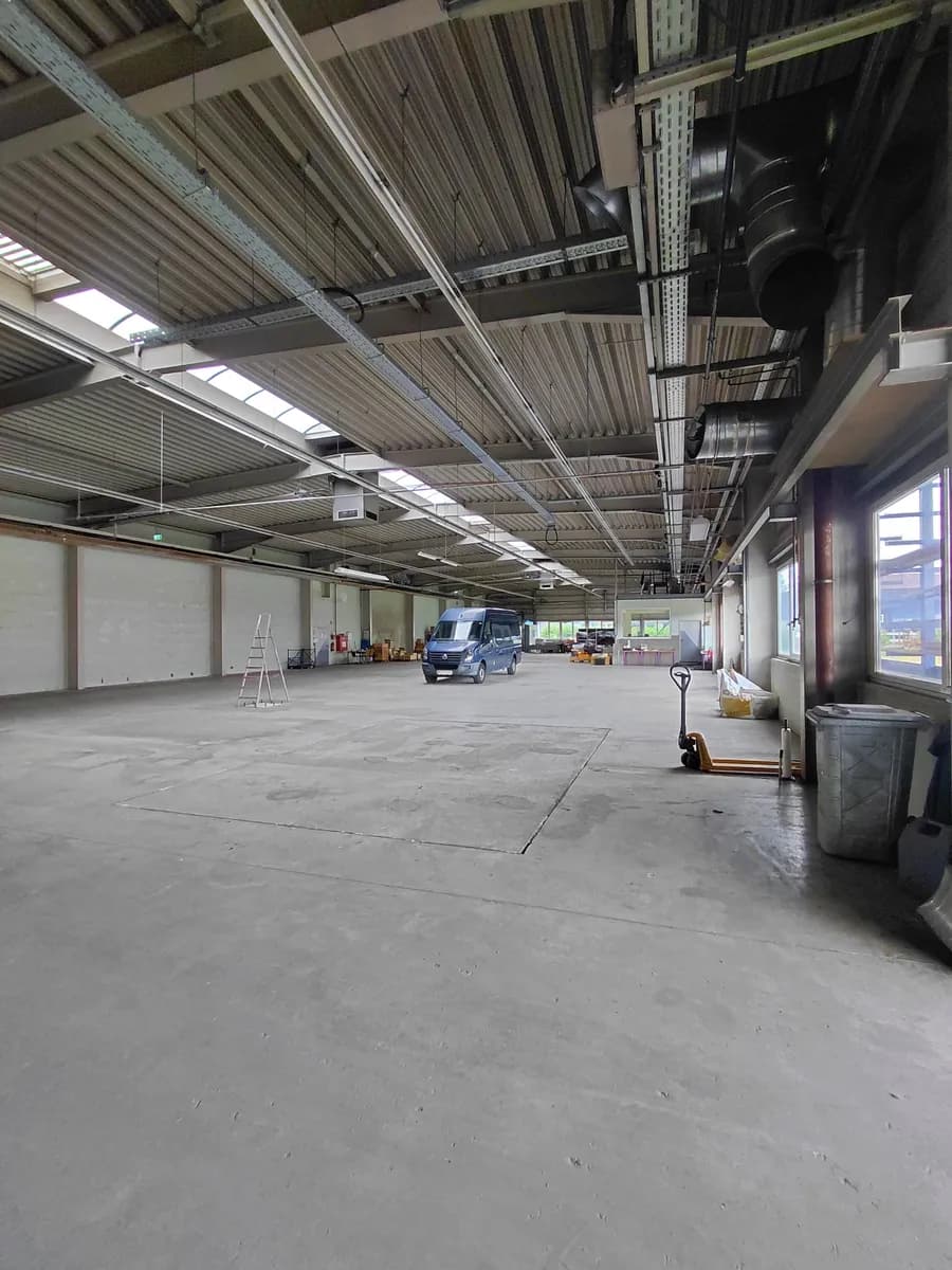 Gewerbeimmobilie mieten in Bruck-Mürzzuschlag – 2 271 m², € 13.350 – Bild 4 von 14