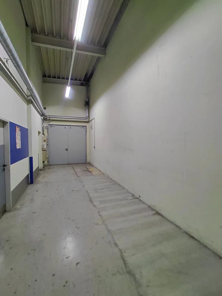 Gewerbeimmobilie mieten in Bruck-Mürzzuschlag – 2 271 m², € 13.350 – Bild 8 von 14