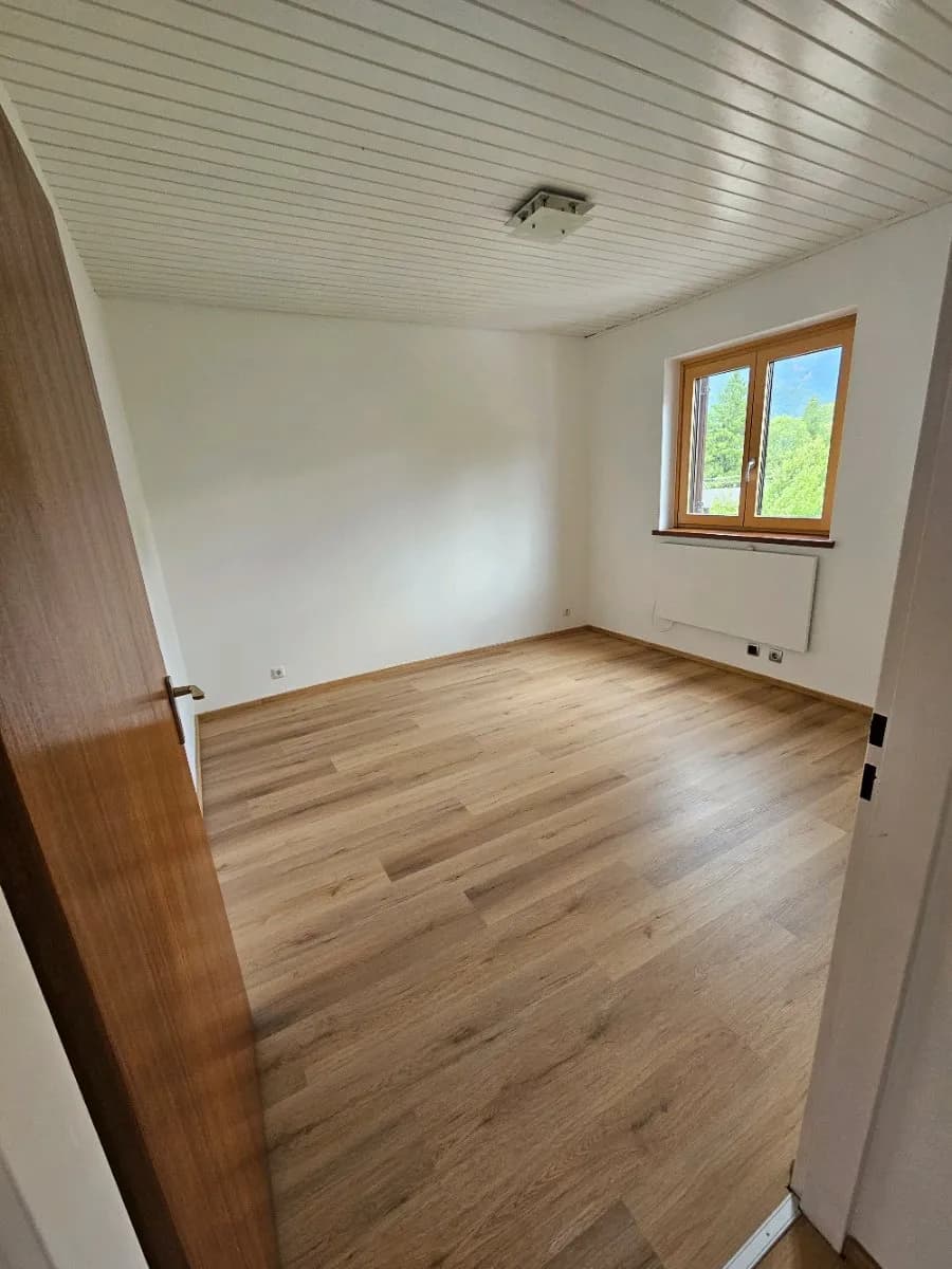 3-Zimmer-Wohnung mieten in Gmunden – 60 m², € 980 – Bild 3 von 8