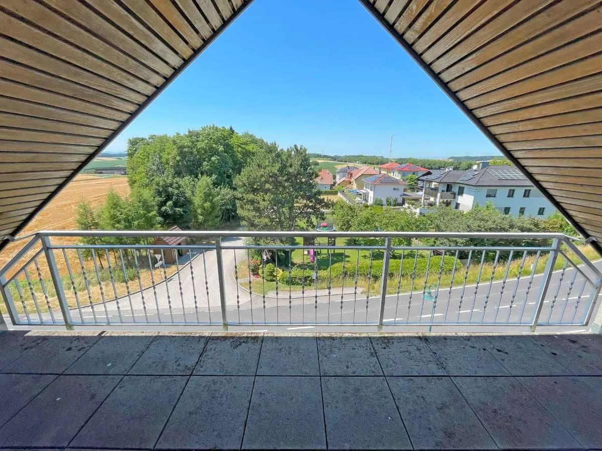 3-Zimmer-Wohnung mieten in Amstetten – 98,31 m², € 765 – Bild 1 von 11