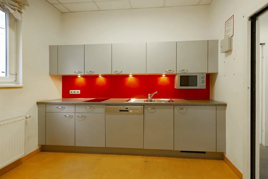 1-Zimmer-Gewerbeimmobilie mieten in Wien – 90,58 m², € 11.093 – Bild 11 von 17