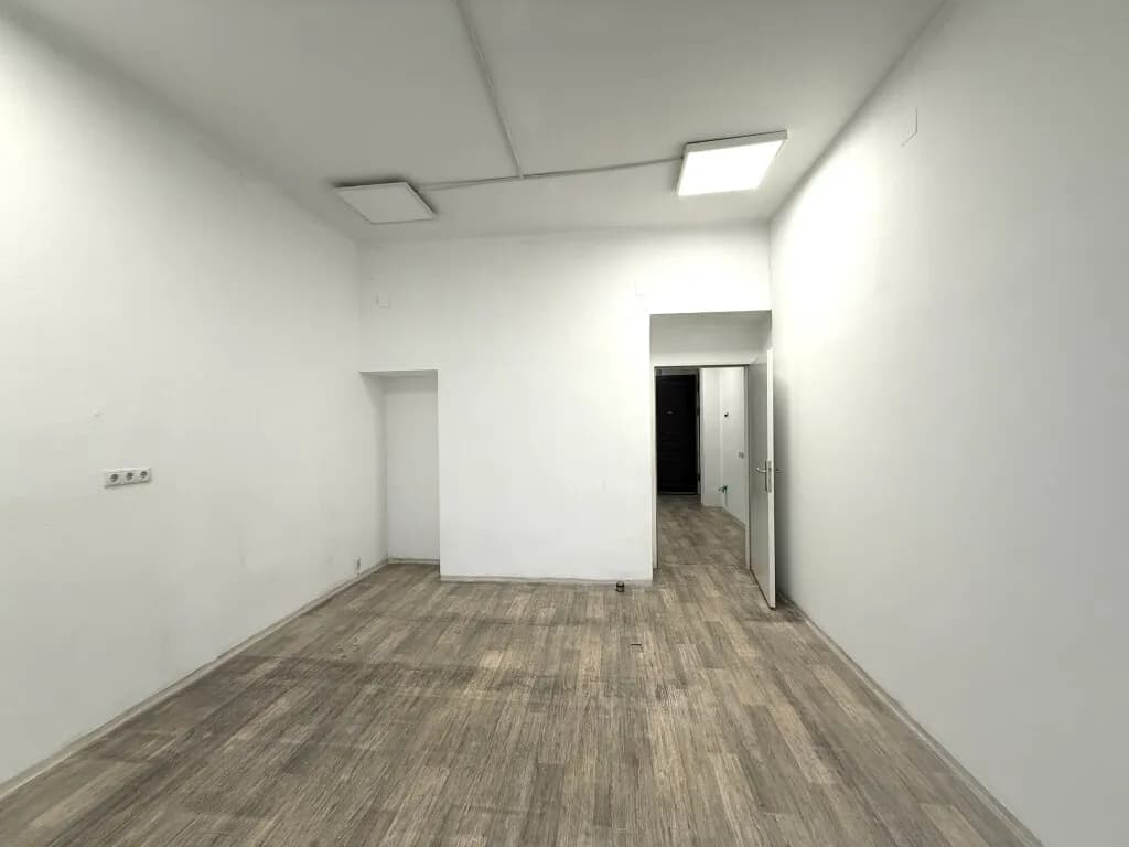 2-Zimmer-Gewerbeimmobilie mieten in Wien – 40 m², € 609 – Bild 8 von 8