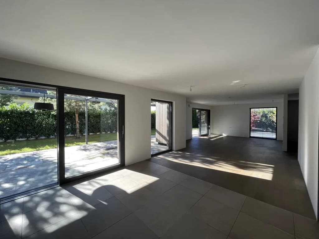 3-Zimmer-Wohnung mieten in Salzburg Stadt – 109,51 m², € 2.990 – Bild 2 von 8