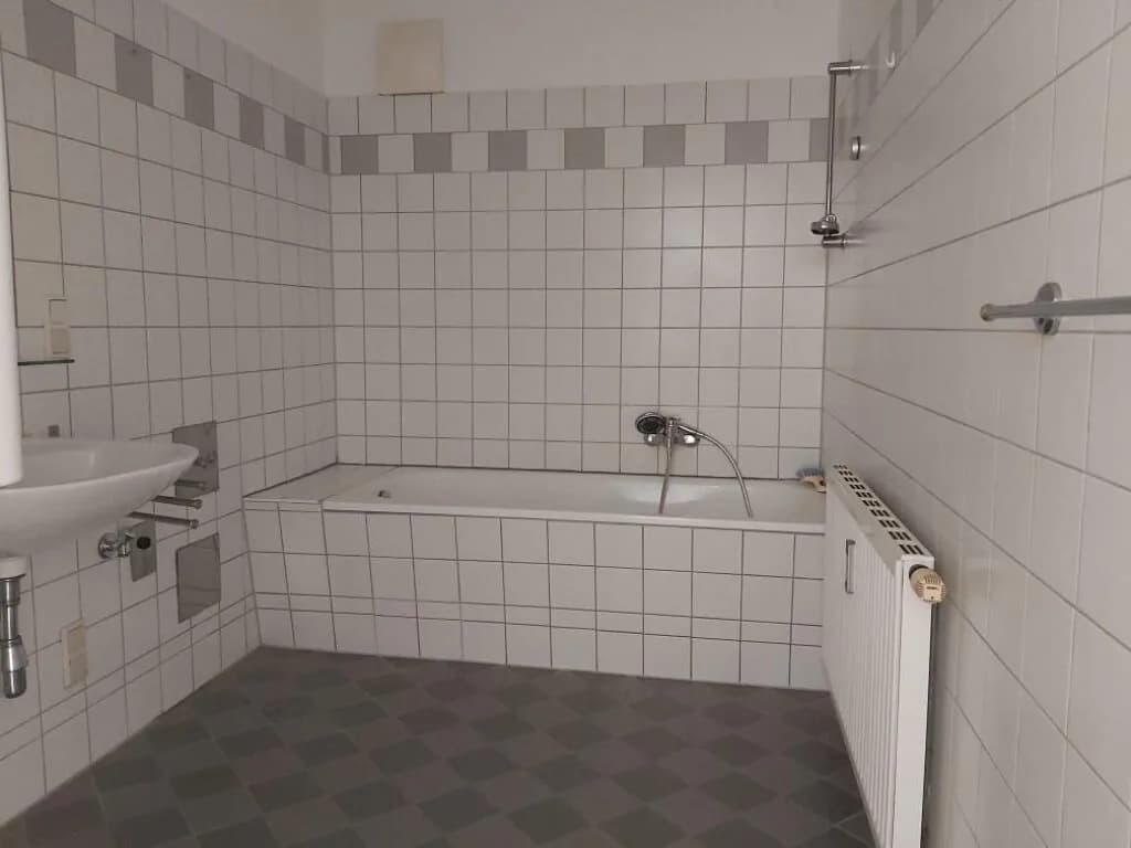 2-Zimmer-Wohnung mieten in Bruck-Mürzzuschlag – 52,97 m², € 520 – Bild 5 von 8