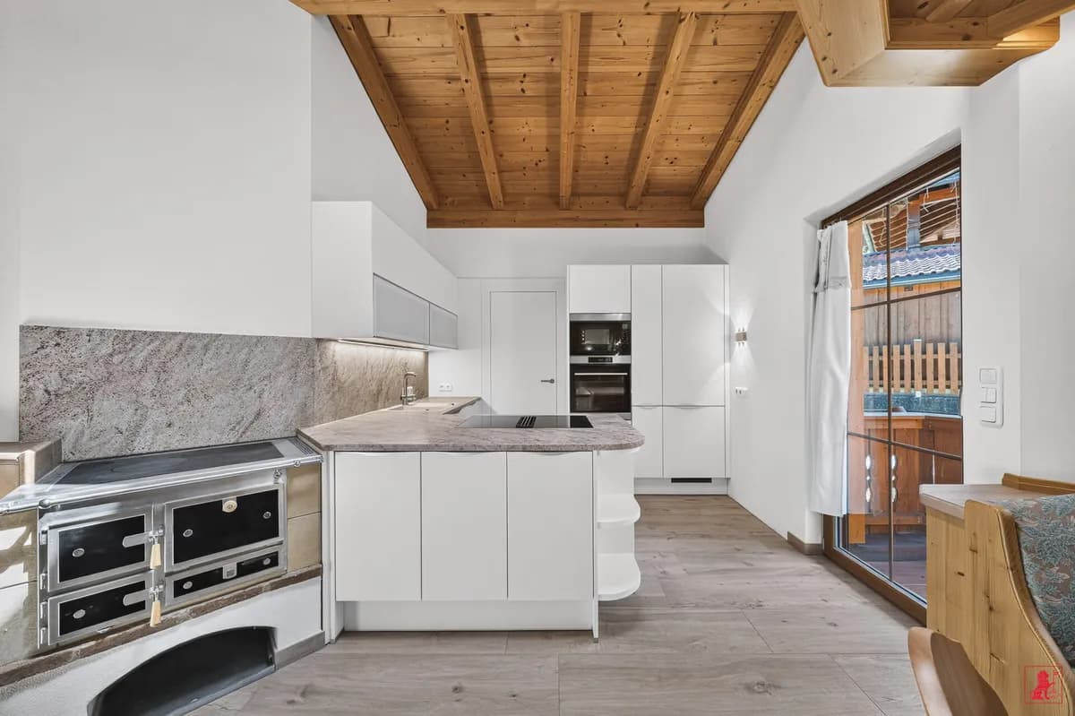 6-Zimmer-Gewerbeimmobilie kaufen in Kufstein – 202,35 m², € 1.100.000 – Bild 2 von 41
