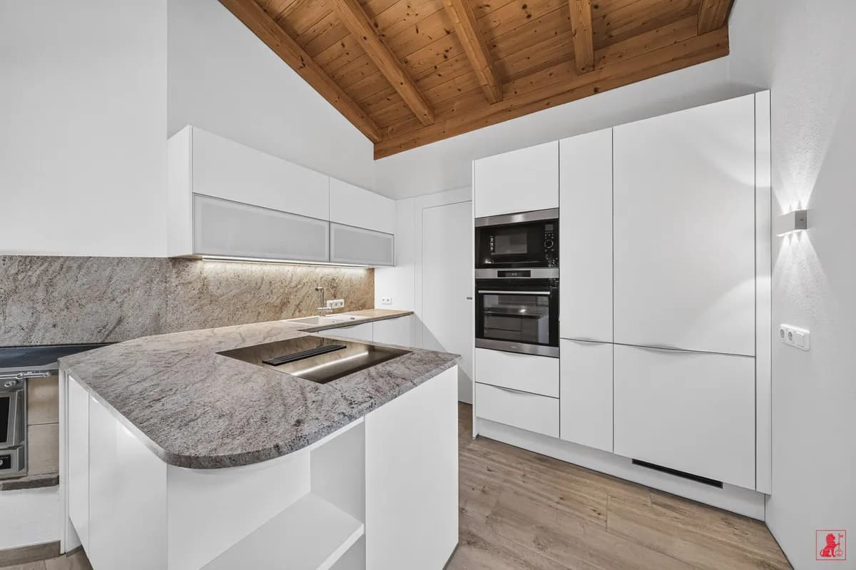 6-Zimmer-Gewerbeimmobilie kaufen in Kufstein – 202,35 m², € 1.100.000 – Bild 3 von 41