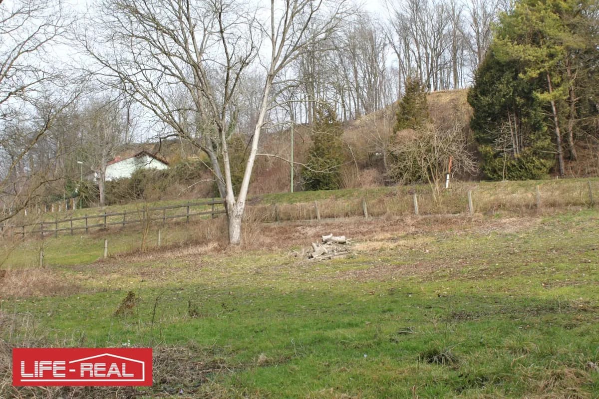 Grundstück kaufen in Wels – 2 234 m², € 695.000 – Bild 2 von 3