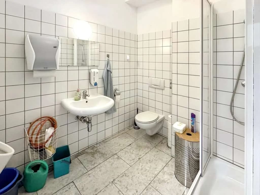 4-Zimmer-Gewerbeimmobilie mieten in Wien – 124 m², € 1.738 – Bild 12 von 13