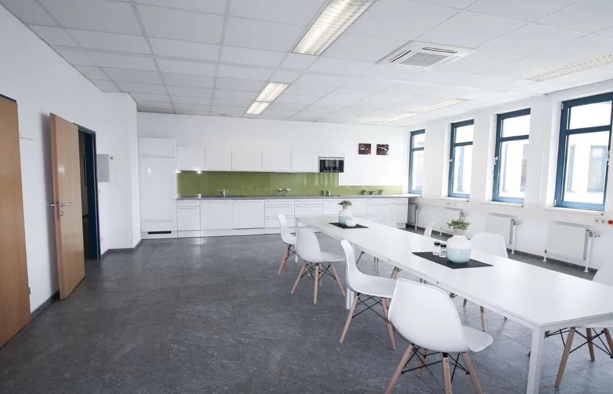 Gewerbeimmobilie mieten in Wien – 318 m², € 12 – Bild 5 von 13