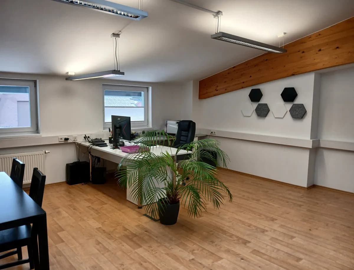 Gewerbeimmobilie mieten in Salzburg-Umgebung – 85 m², € 950