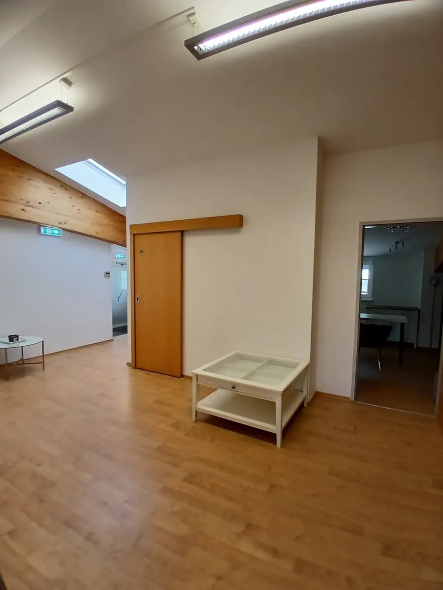 Gewerbeimmobilie mieten in Salzburg-Umgebung – 85 m², € 950 – Bild 3 von 4