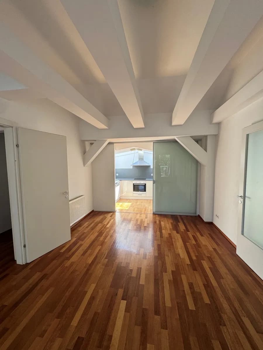 4-Zimmer-Wohnung mieten in Wien – 113 m², € 1.950 – Bild 1 von 19