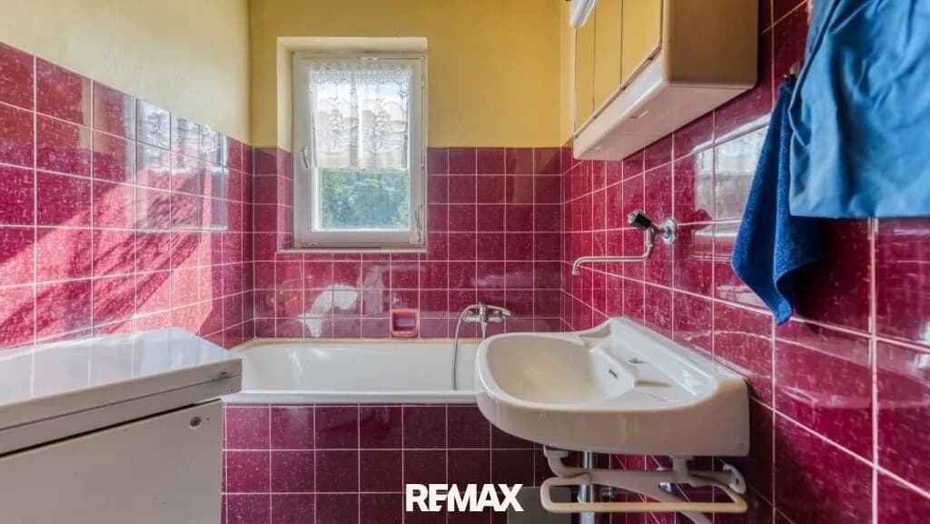 4-Zimmer-Haus kaufen in Vöcklabruck – 120 m², € 219.000 – Bild 6 von 25