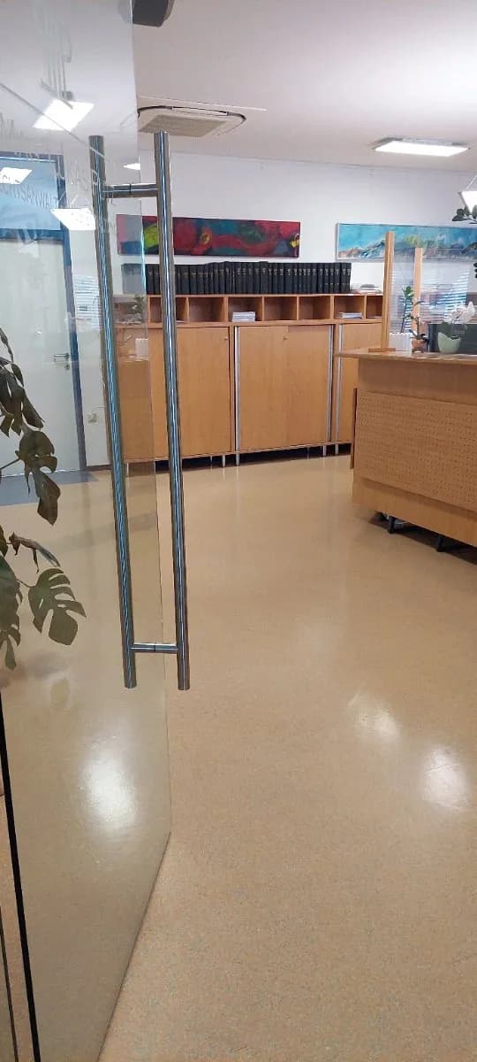 6-Zimmer-Gewerbeimmobilie mieten in Weiz – 280 m², € 6 – Bild 5 von 16