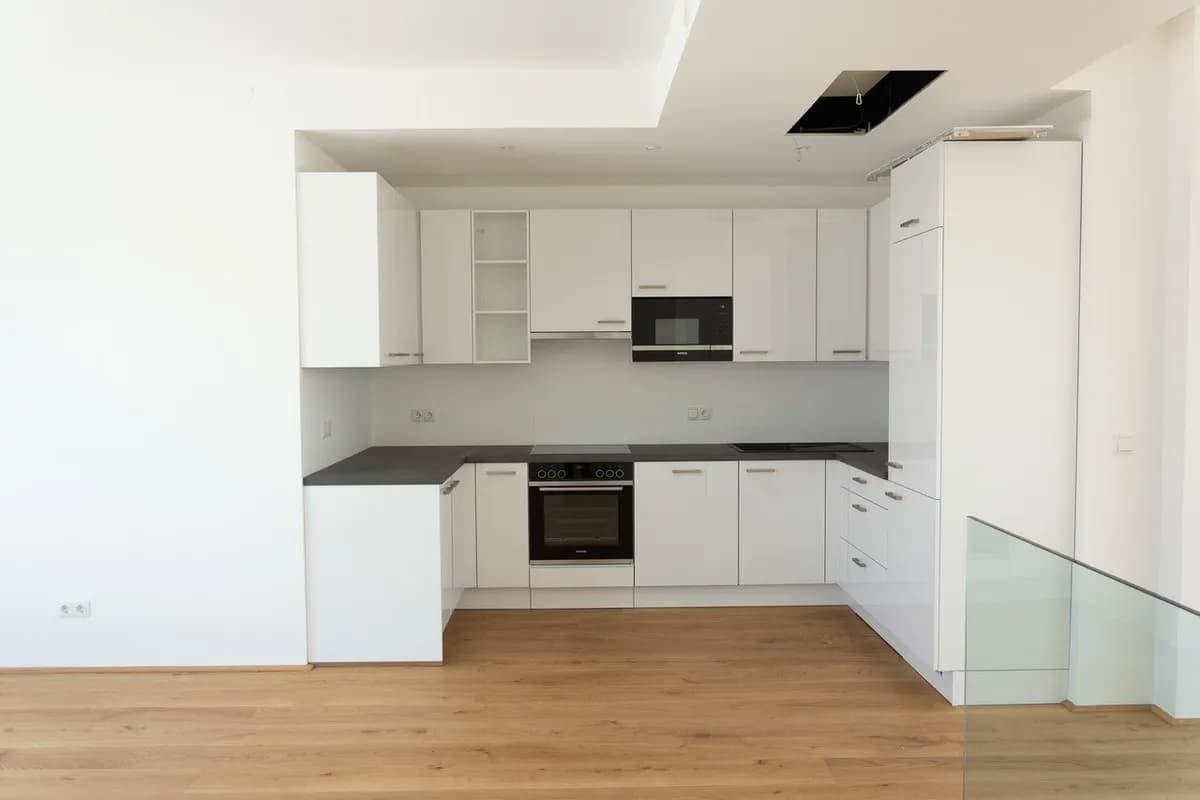 4-Zimmer-Wohnung mieten in Wien – 122 m², € 2.990 – Bild 3 von 12