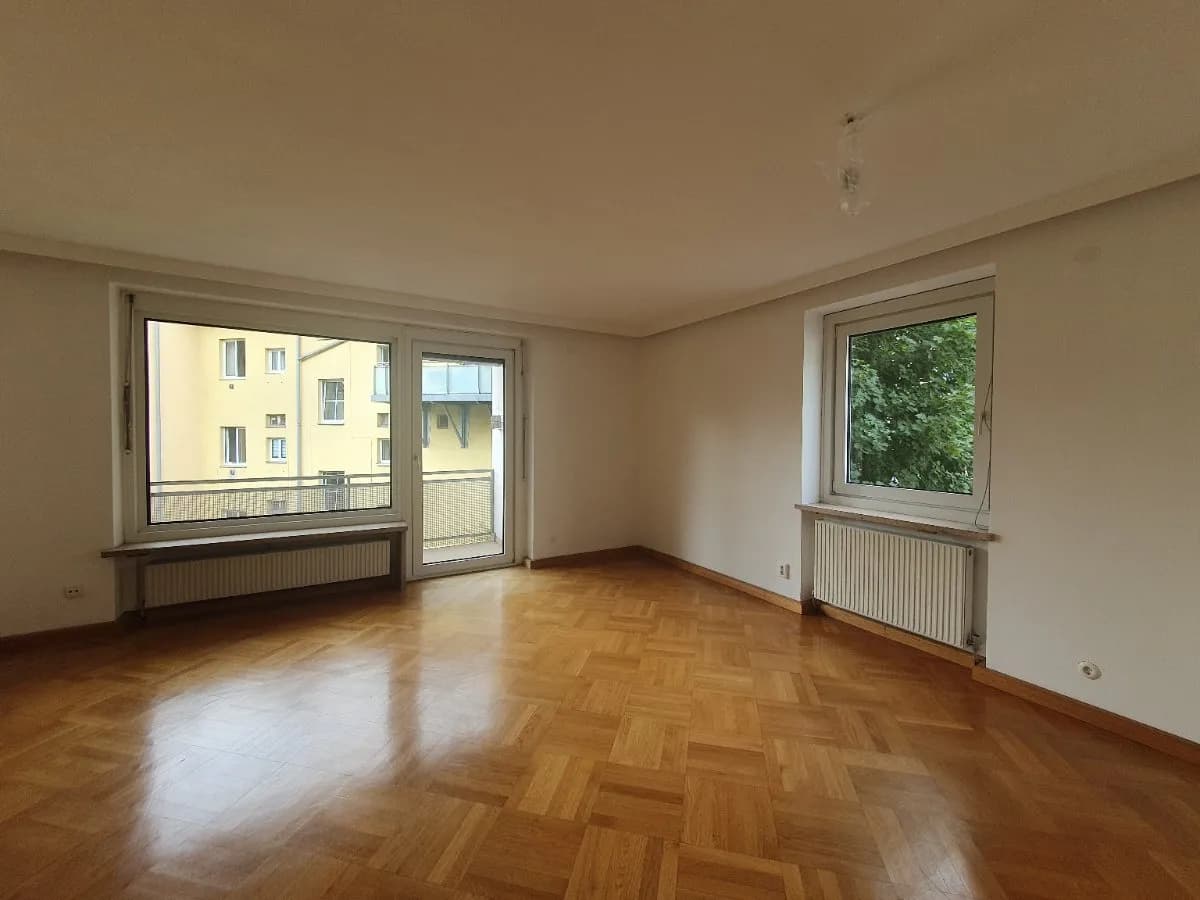 4-Zimmer-Wohnung mieten in Linz – 106 m², € 1.333 – Bild 1 von 12