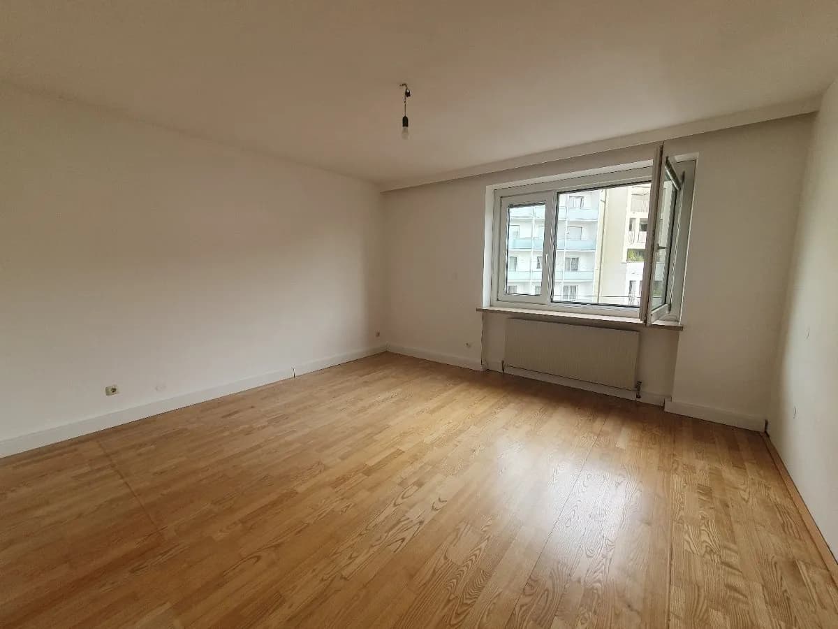 4-Zimmer-Wohnung mieten in Linz – 106 m², € 1.333 – Bild 2 von 12