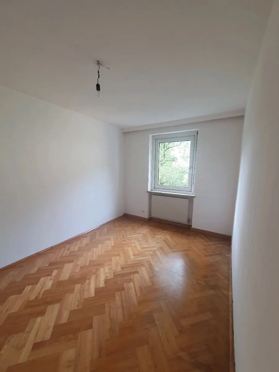 4-Zimmer-Wohnung mieten in Linz – 106 m², € 1.333 – Bild 4 von 12