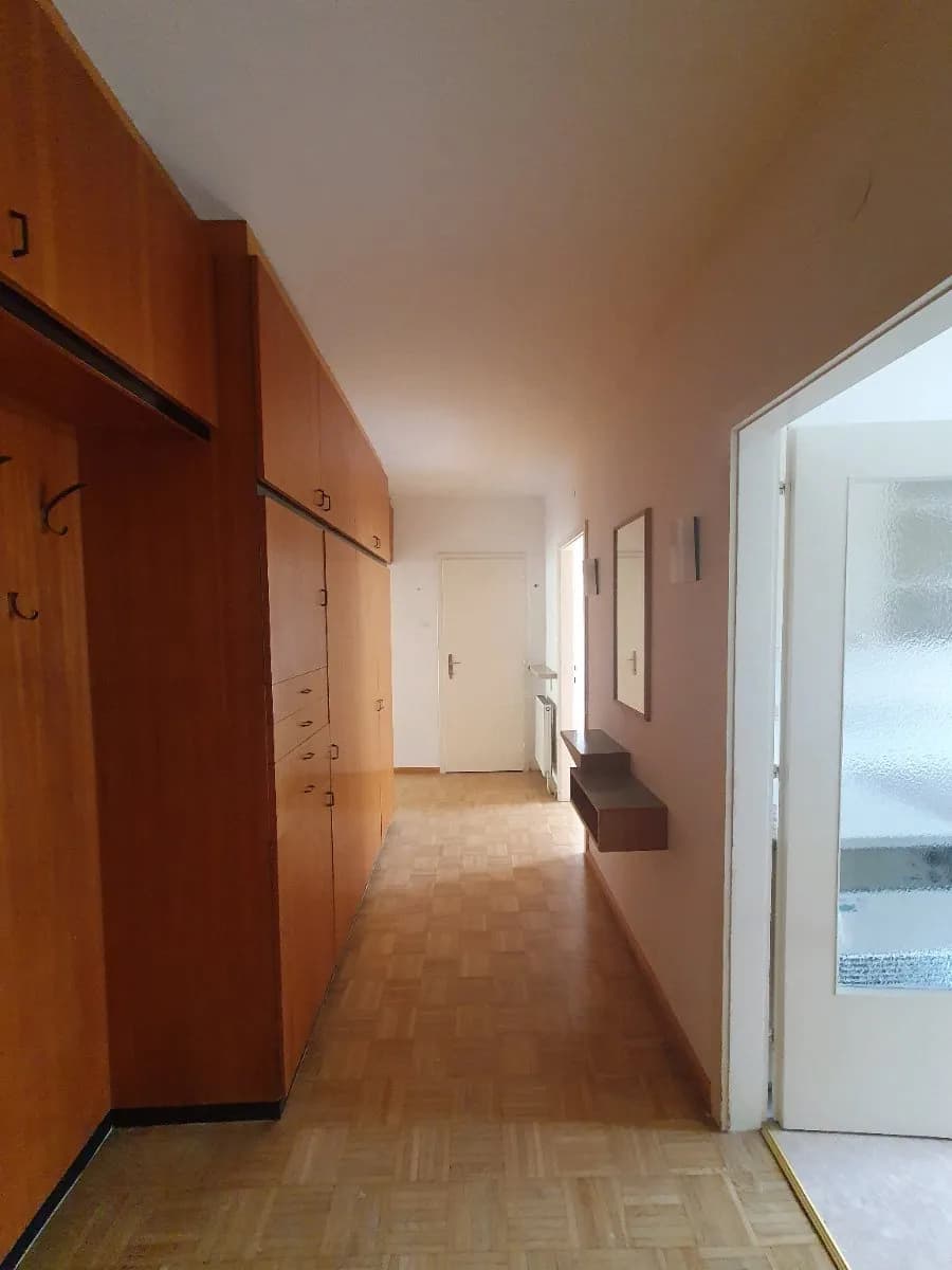 4-Zimmer-Wohnung mieten in Linz – 106 m², € 1.333 – Bild 8 von 12