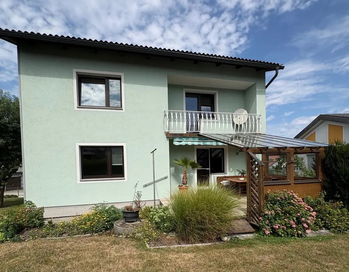6-Zimmer-Haus mieten in Ried im Innkreis – 126 m², € 1.250 – Bild 1 von 10