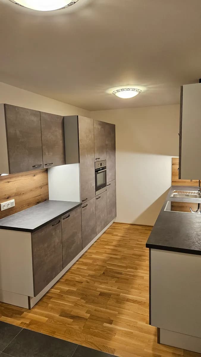 2-Zimmer-Wohnung mieten in Lienz – 61 m², € 1.060 – Bild 3 von 13