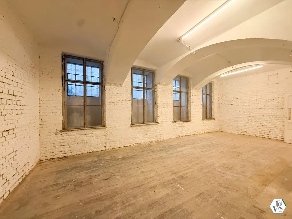 4-Zimmer-Gewerbeimmobilie mieten in Wien – 112 m², € 832 – Bild 1 von 13