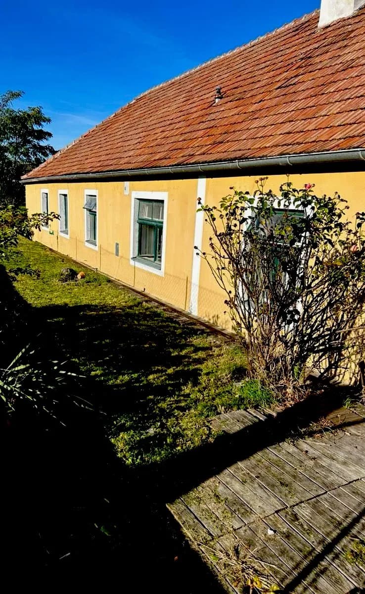 3-Zimmer-Wohnung mieten in Sankt Pölten Land – 100 m², € 750 – Bild 1 von 14