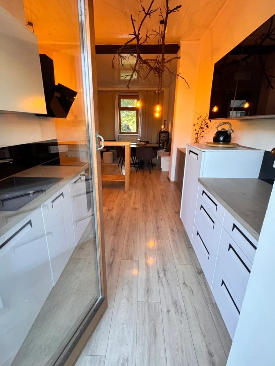 2-Zimmer-Wohnung mieten in Leoben – 93 m², € 1.167 – Bild 1 von 18