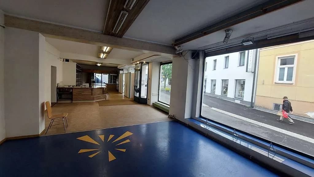 Gewerbeimmobilie mieten in Bruck-Mürzzuschlag – 305 m², € 9 – Bild 7 von 13