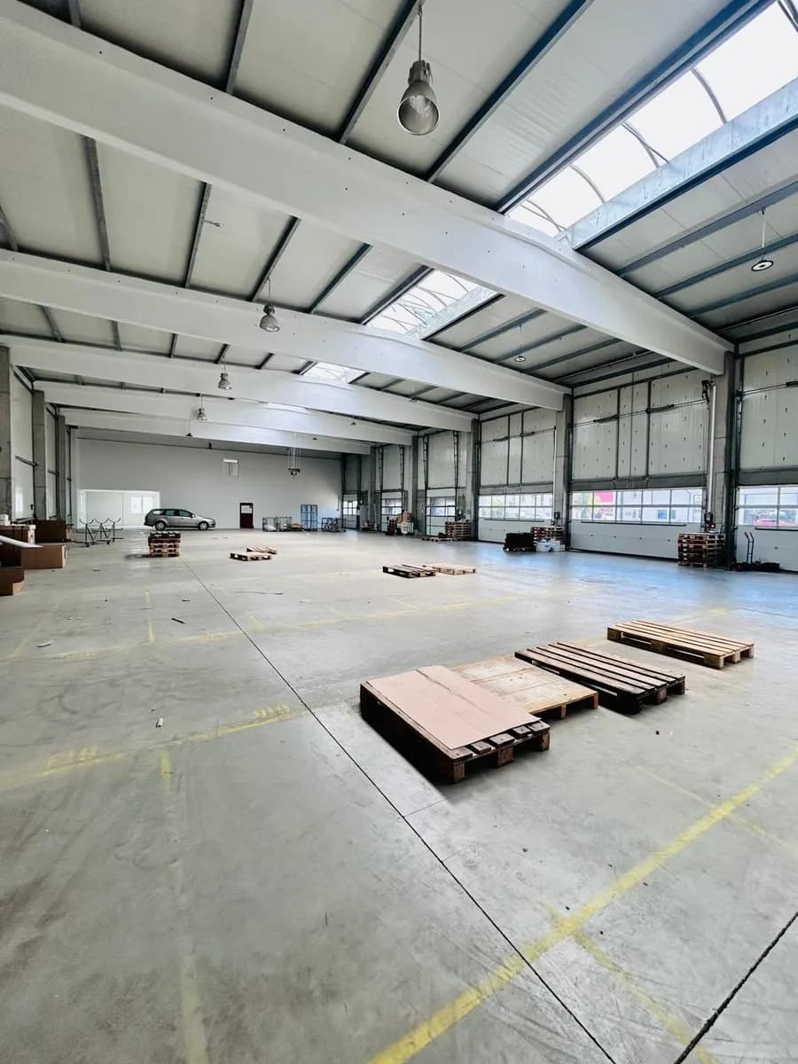 Gewerbeimmobilie mieten in Klagenfurt Land – 4 689 m², € 25.790 – Bild 4 von 4