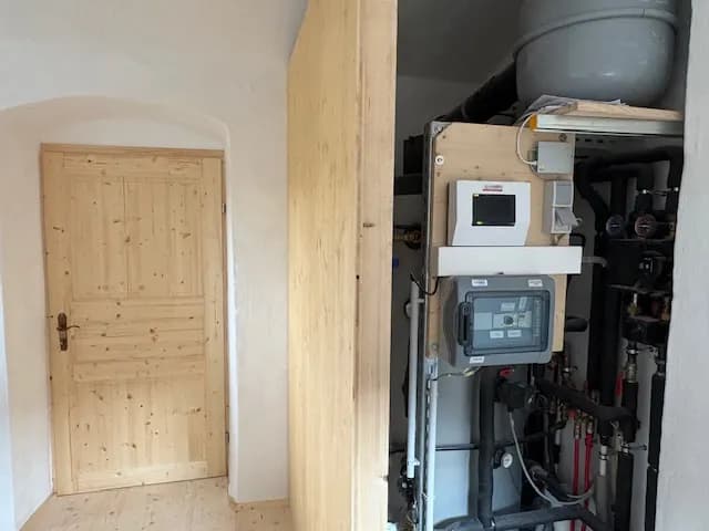 6-Zimmer-Haus mieten in Rohrbach – 135 m², € 1.000 – Bild 8 von 12