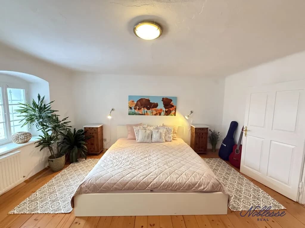 9-Zimmer-Haus mieten in Neunkirchen – 430 m², € 2.200 – Bild 9 von 39
