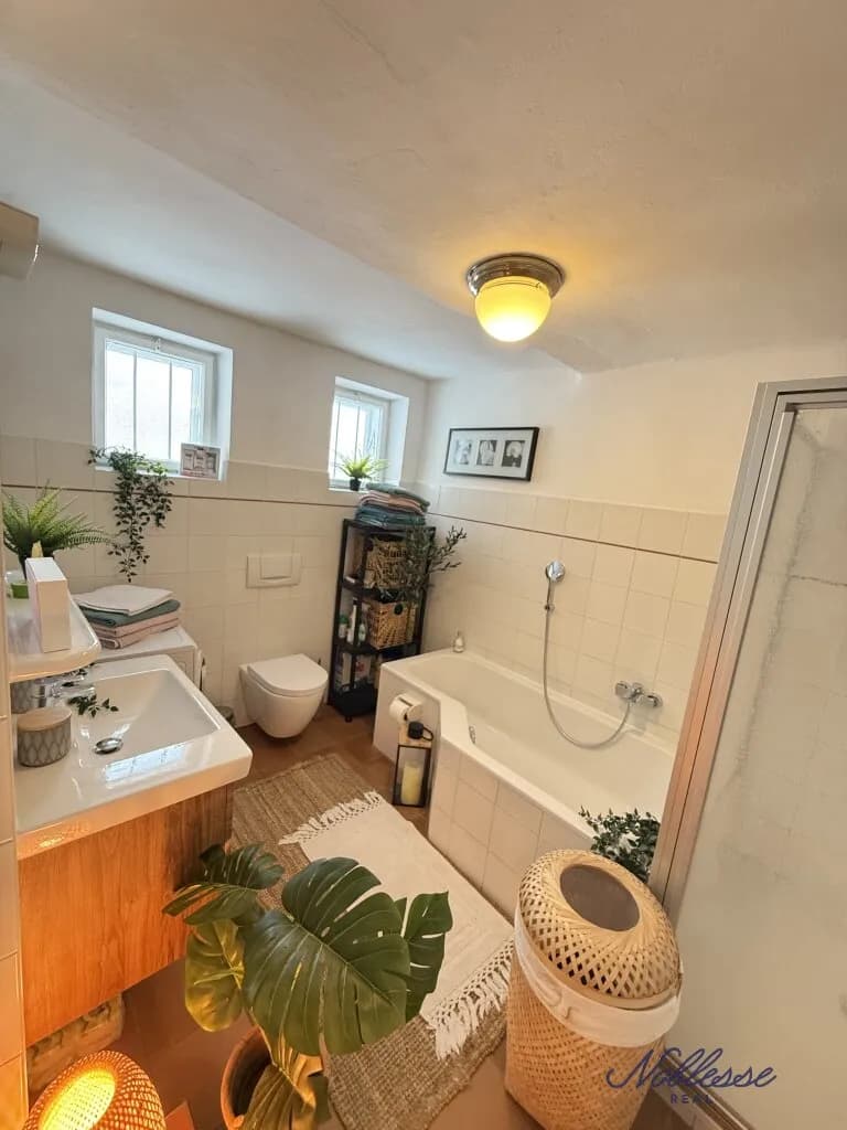 9-Zimmer-Haus mieten in Neunkirchen – 430 m², € 2.200 – Bild 12 von 39